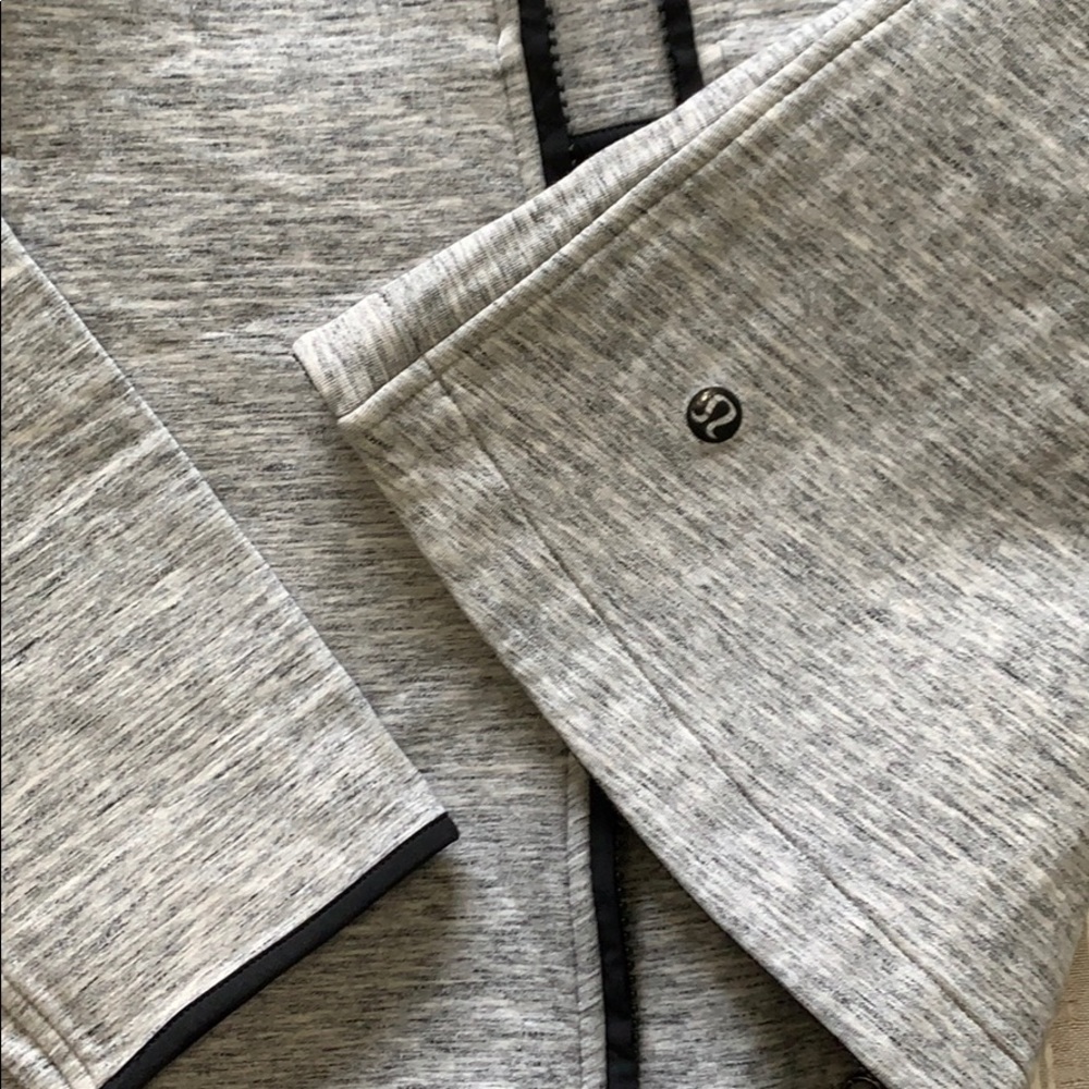 Lululemon Zip Up!